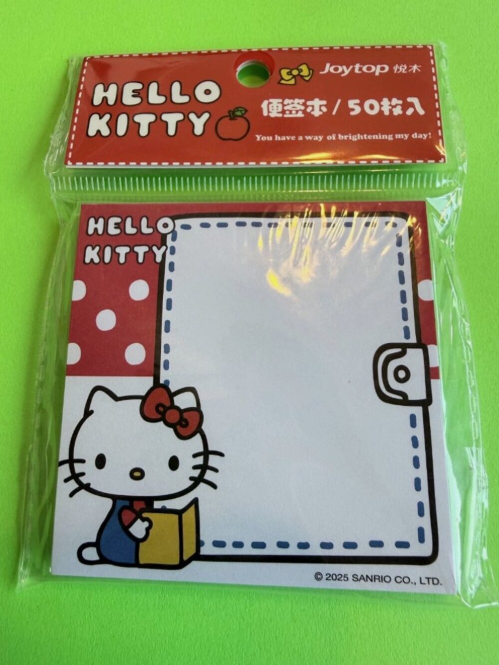 Hello Kitty Sanrio Japan Memo Pad (approx. 3x3inches) Each Page w/artwork NEW